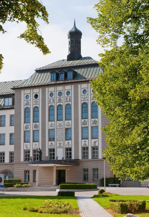Klosterbraeuhaus Ursberg Exterior foto